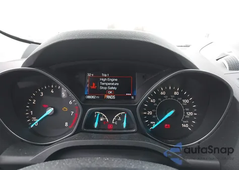 2017 Ford Escape Titanium z USA, uszkodzony, nr VIN 1FMCU9JD6HUA30708